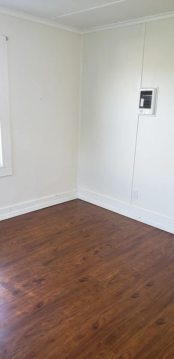 Building Photo - 6410 Madrone Ave #1