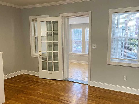4th image of 5843 N Fairhill St
