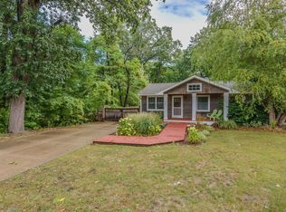 203 S Mayhew St, New Buffalo, MI 49117