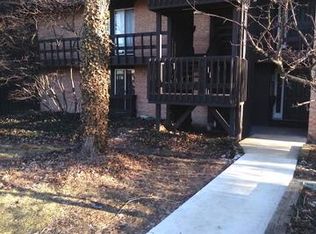 1603 Maple Ter UNIT 2C, Lisle, IL 60532