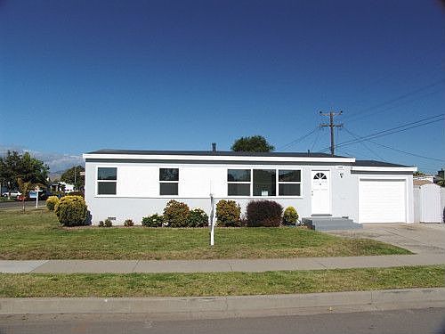 1st image of 1006 S College Dr