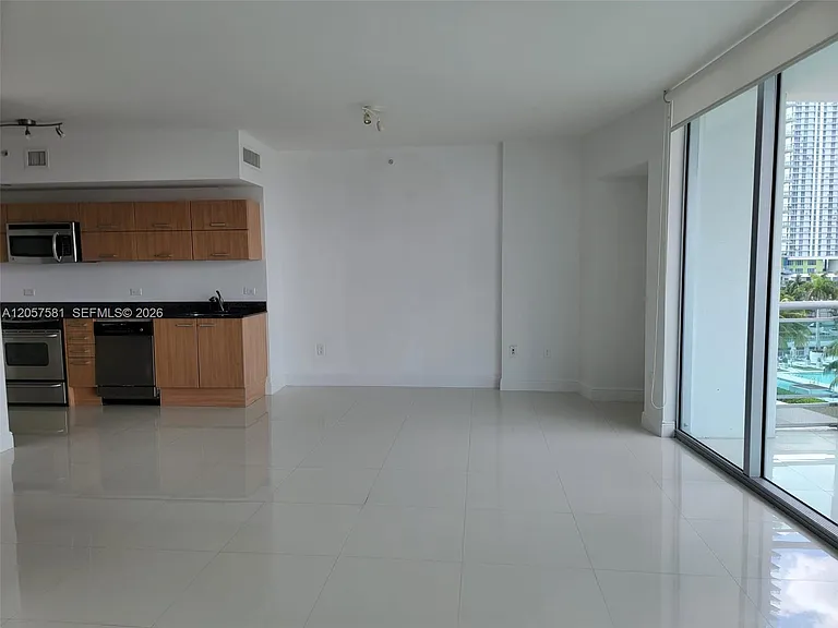 350 S Miami Ave #1515 — Photo 9