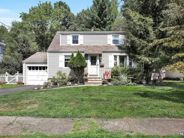 59 Delmar Ave, Cresskill, NJ 07626