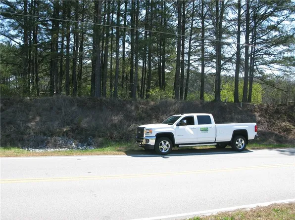 255 Reynolds Rd, Hiram, GA 30141