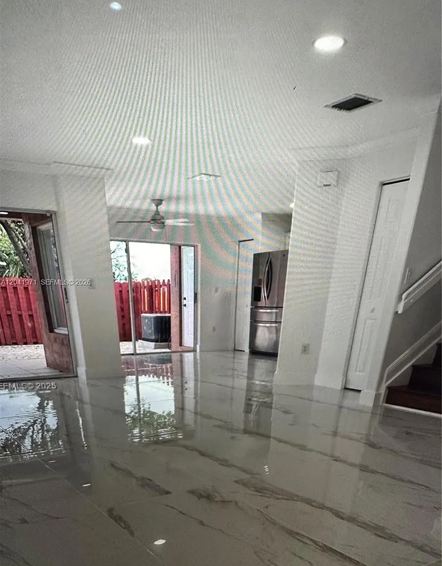 Lago Mar 1st Addn — Photo 3