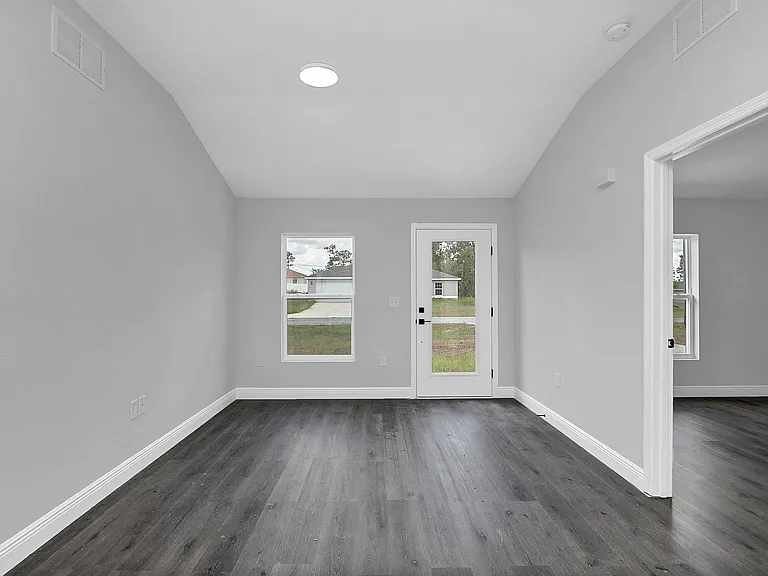 2 Dogwood Radl — Photo 8