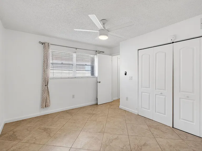 600 SW 2nd Ave #240 — Photo 26