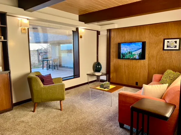 2841 E 2100 S, Salt Lake City, UT 84109