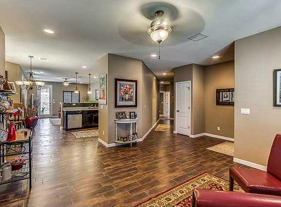 5th image of 7336 Brays Landing Dr