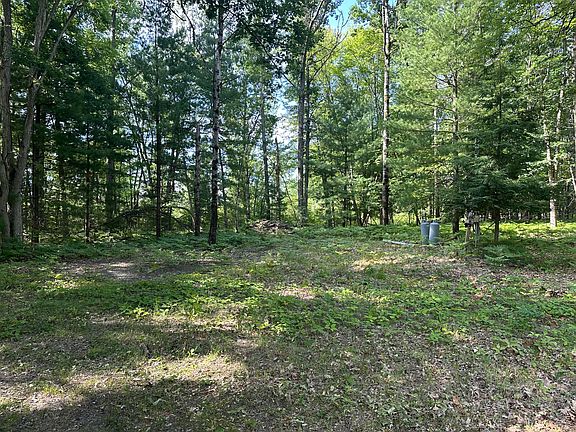3rd image of 802 W Beaver Rd