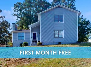 2703 Laurel View Dr, Snellville, GA 30039