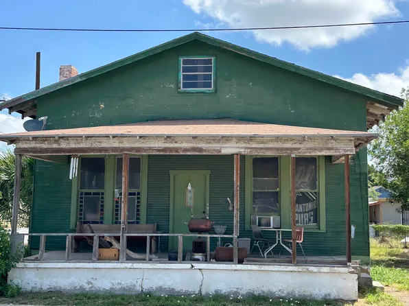 209 N Main St, Del Rio, TX 78840