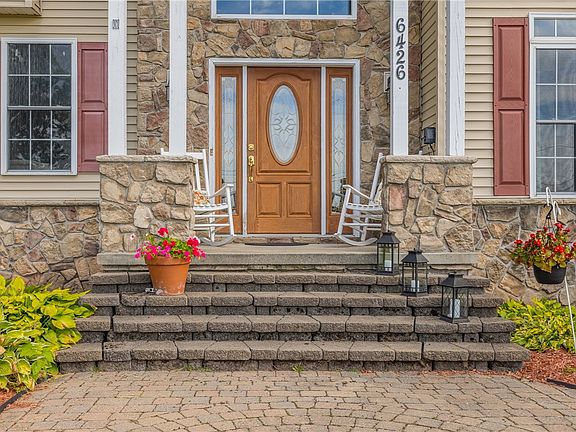 5th image of 6426 Lake Bluff Rd