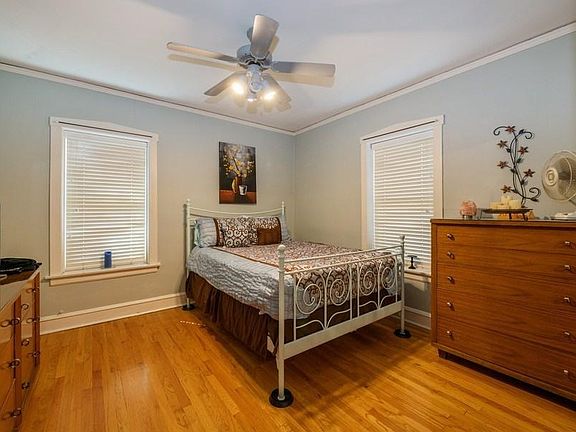 2nd image of 3400 N Kildare Ave APT 1R
