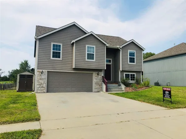 936 Kadence Ln, Junction City, KS 66441
