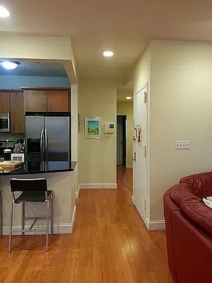 5th image of 525 Vanderbilt Ave APT 2A