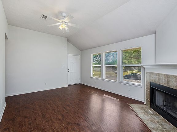3rd image of 2903 Bexar Grass Dr
