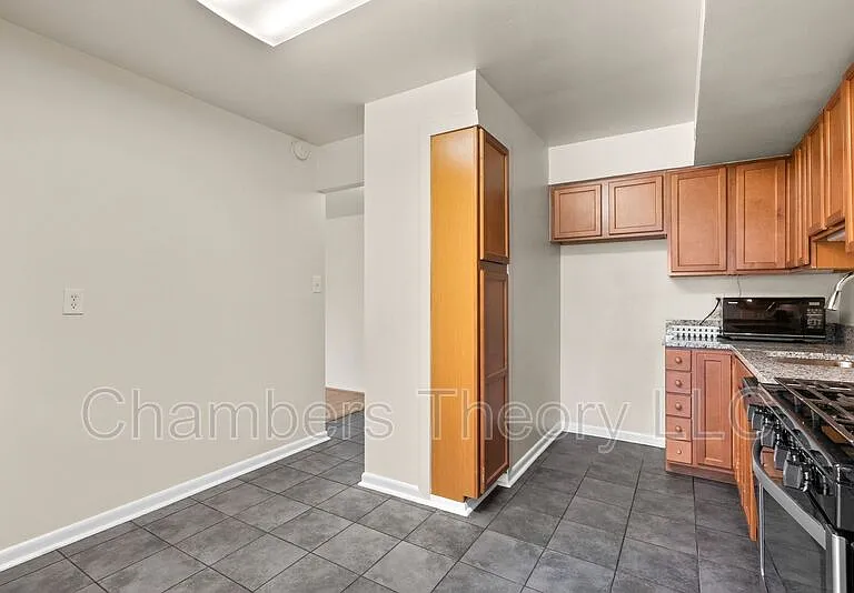 4241 Columbia Pike #101 — Photo 3