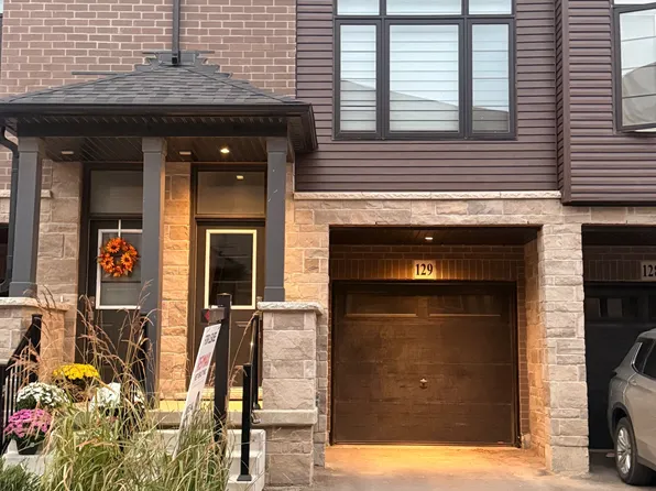 461 Blackburn Dr #129, Brantford, ON N3T 6R9