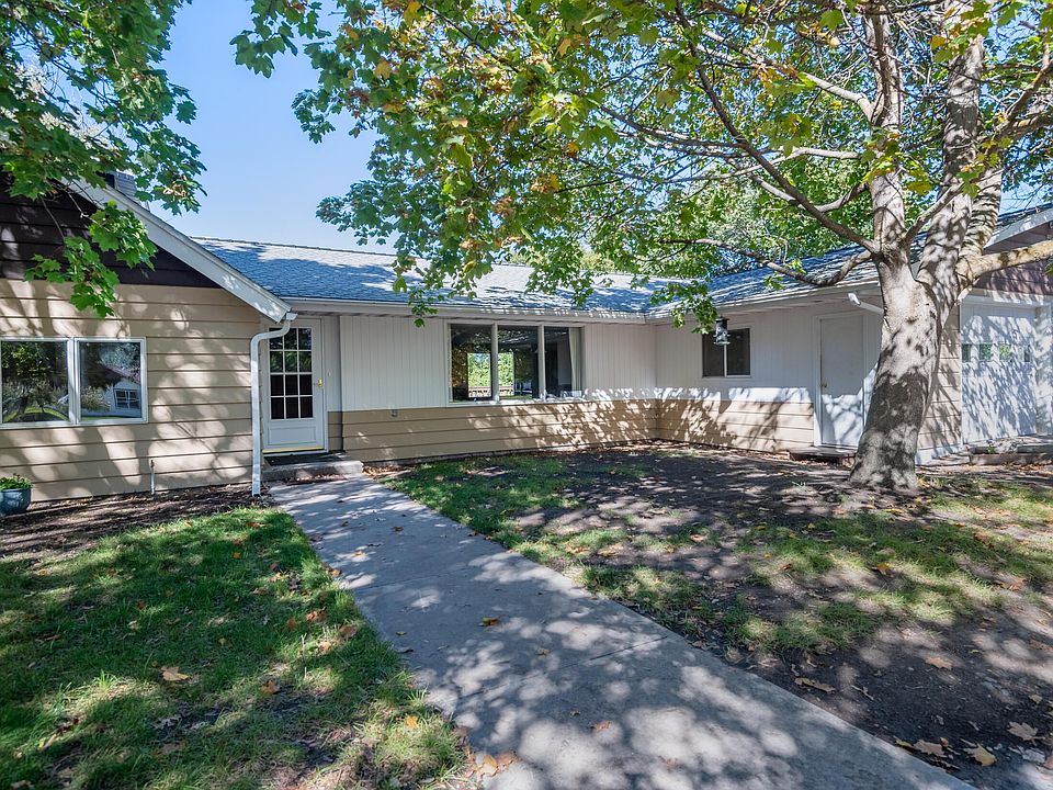 1st image of 2740 Emery Pl