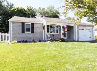 82 Tryon Ave, Rumford, RI 02916