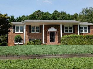 3281 Pete Shaw Rd, Marietta, GA 30066