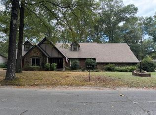 9 Fernwood Dr, Conway, AR 72034