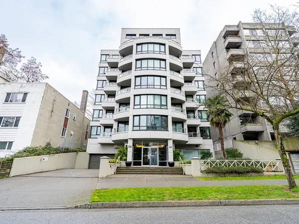 1345 Burnaby St #303, Vancouver, BC V6E 1R2