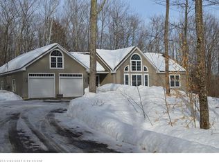 106 Dutton Hl, Gray, ME 04039