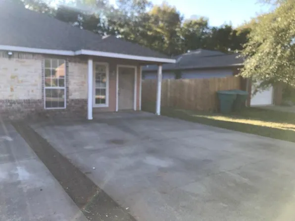3116 Versaille Dr, Sherman, TX 75090