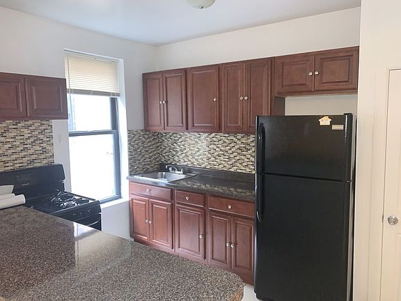 4th image of 154 Vermilyea Ave APT 45