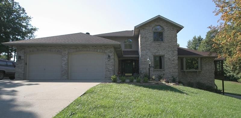 1st image of 1983 Hillbrook Dr