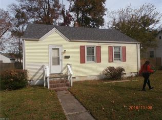 30 Mac Alva Dr, Hampton, VA 23669