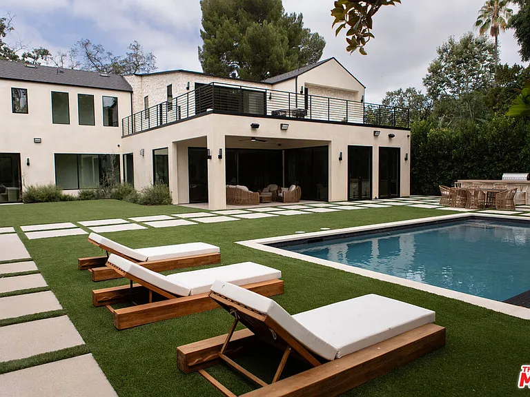 5064 Encino Ave — Photo 5