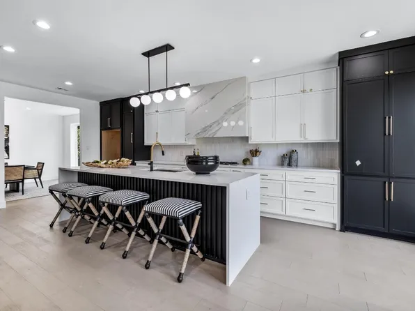 2311 Southern Oak Dr, Irving, TX 75063