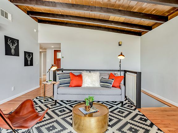 4th image of 2750 Chadwick Cir