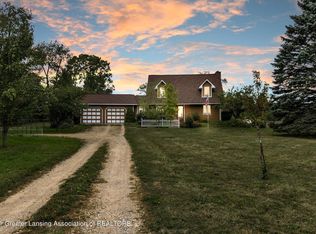 350 S Michigan Rd, Eaton Rapids, MI 48827