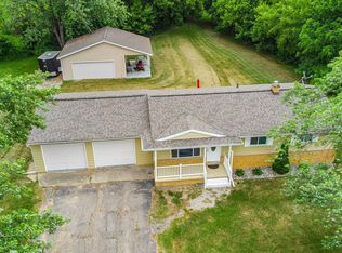 1052 N Elms Rd, Flint, MI 48532