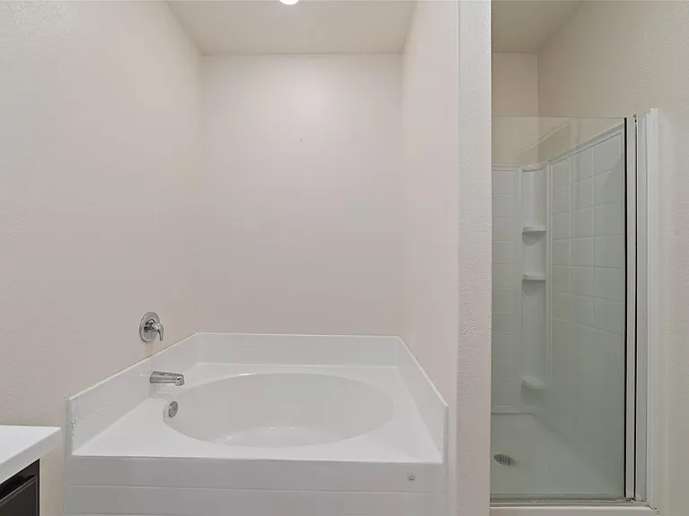 3000 Iron Woods Dr — Photo 20