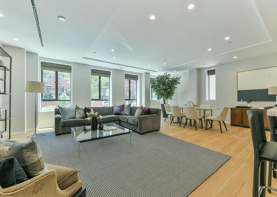 1st image of 451 Marlborough St APT 1W