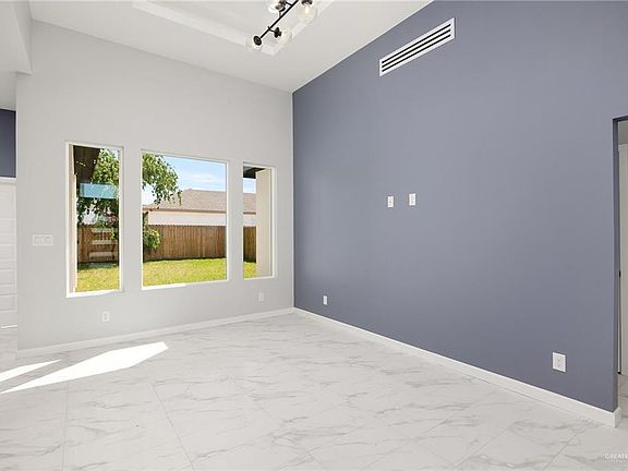 5th image of 3501 E Diamond Head Ave