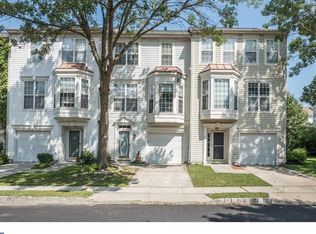 7 Weatherly Rd, Delran, NJ 08075