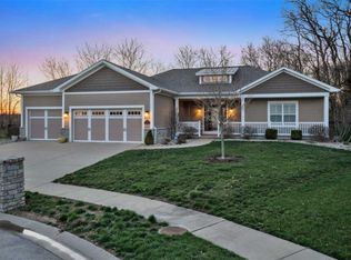 1317 Hollander Ct, O'Fallon, IL 62269