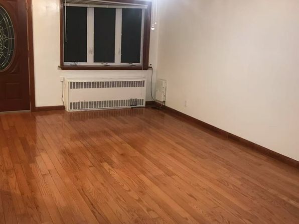 143 Bay 41 St #2
