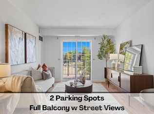 106 Aspen Springs Dr #211, Clarington, ON L1C5N7