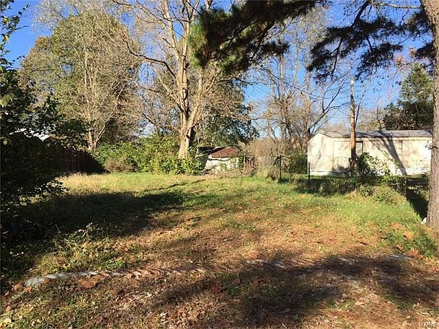 1st image of 9593 Meadow Dr