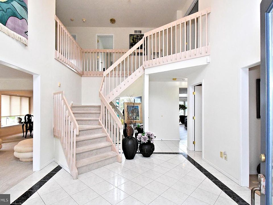 m*。様 House on the Hill heart　ロンパース　80 Hartshorn Revival — Short Hills, NJ | Jerry Anthony Bruno Jr.