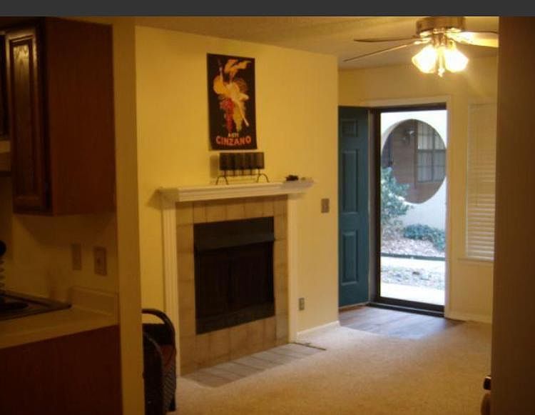 2nd image of 11140 Stratford Dr #523-525