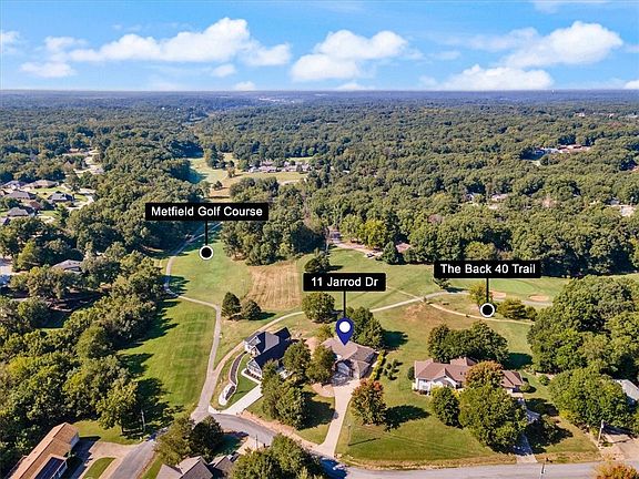 3rd image of 11 Jarrod Dr