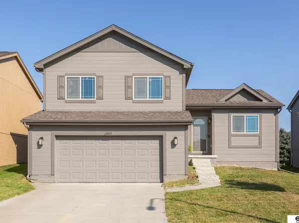8852 Sunrise St, Omaha, NE 68122
